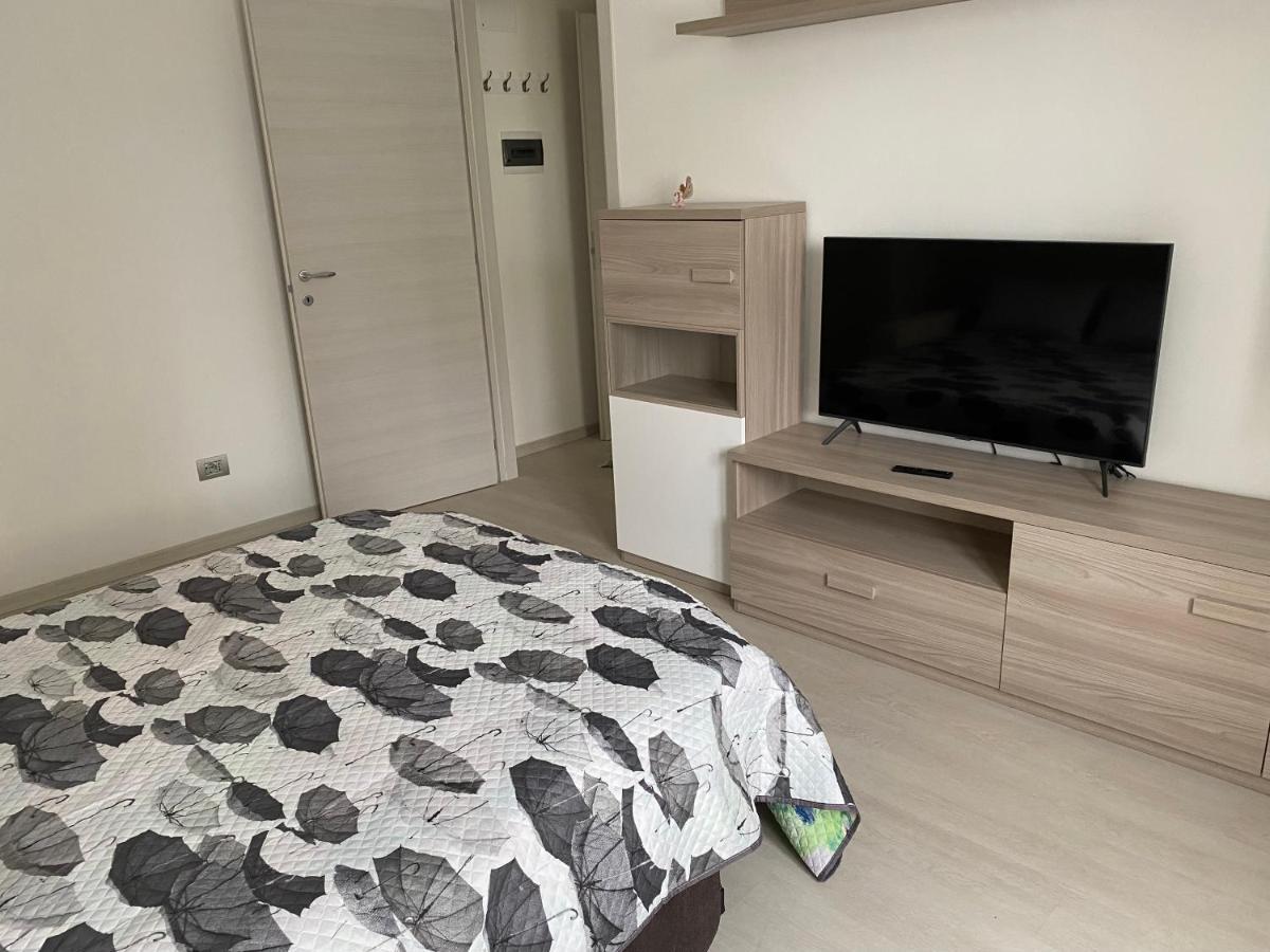 First Home Milano Exteriör bild